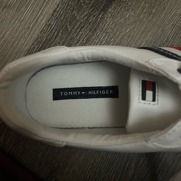 Tommy Hilfiger Sneakers - Picture 6 of 7